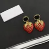 Boucles d'oreilles en cristal coloré pour femmes, pendentif fraise, breloque de styliste, clous de fête en perles avec boîte 3923099