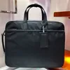 Re nylon saffiano läder portfölj arbetspåsar tote emaljerad metall triangel logotyp tryck nylon foder justerbar axel rem namn tag crossbody lyx plånböcker