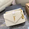 Altri colori Designer di lusso Moda Borse con patta Borsa a tracolla trapuntata da donna Borsa a tracolla in pelle con catena dorata Borsa a mano nera