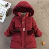 Jackets de couro para meninas de inverno espessamento e calor real de algodão de algodão de comprimento médio parka casacos de casacos infantis 20220924 E3