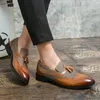 Gland rétro sans lacet style britannique chaussures pour hommes bout rond en cuir cuir affaires chaussures en cuir décontractées chaussures formelles