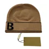 Beanieskull Caps 2022 Fashion عالية الجودة قبعة للجنسين قبعة كلاسيكية الجمجمة الكلاسيكية للنساء والرجال Autume الشتاء 6146523