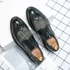 Bullock Men's Dress Shoes Luxury Carved italiensk Oxford Fashion Splicing Wing Tip Lace Up Wedding Office Dress Everyday38-45