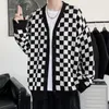 Herentruien 2022 Spring herfst Winter Fashion Cardigan Sweater Sweater Heren Hong Kong Style Checkerboard Lange mouw jas trend los