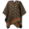 Maglioni da donna Designer Sciarpe alla moda da donna Mantella Sciarpa in cashmere di lana Autunno e inverno Cappotto da donna Scialle QFM1