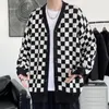 Suéteres para hombre 2022 primavera Otoño Invierno moda cárdigan suéter para hombre estilo Hong Kong tablero de ajedrez chaqueta de manga larga tendencia suelta