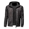 Jackets masculinos com capuz de alta qualidade masculino estilo xadrez de designeras de designer de outono jaqueta masculina com chapéu casaco de roupa externa 4xl 5xl 2558