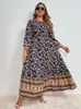 Plus -klänningar Summer för kvinnor 2022 Autumn Long Sleeve Floral Print Bohemian Dress High midja Curvy Maxi 4XL