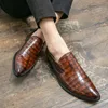 Karierte Retro-Brogue-Schuhe tragen Herrenschuhe im britischen Stil mit spitzer Zehenpartie, einfache Luxus-Business-Casual-Kleiderschuhe 38-48