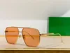 Óculos de sol para homens e mulheres estilo 1012S verão antiultravioleta placa retrô armação de metal moda óculos caixa aleatória