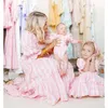 Trajes a juego de la familia Primavera Summe Madre Hija Vestidos Pink Grid Look Mamá y yo Ropa Mamá Mamá Bebé Mujeres Niñas Vestido 220924