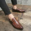 Karierte Retro-Brogue-Schuhe tragen Herrenschuhe im britischen Stil mit spitzer Zehenpartie, einfache Luxus-Business-Casual-Kleiderschuhe 38-48