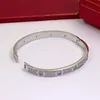 Fashion Tennis éternel Bracelet des créateurs de bracelet Bijoux pour hommes femmes diamant complet 18k bracelet argent cadeaux pour femmes Bracelets d'amour de luxe