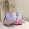 Designer väskor kvinnor tygväska vild på hjärtmonogram empreinte handväskor läder gradient kvinna lyx multicolor speedy crossbody axel väska