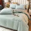 Conjuntos de cama Bordado de cor sólida Conjunto de roupas de cama Solid Cor Solid Luxury Bedding Polyester Duvet Capa Kingsuper King Size Size Conjunto 4pcs 220924
