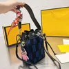 حقائب السهرة دلو حقيبة crossbody الكتف أكياس التسوق LOU MINI حقائب قماش حقيبة يد محفظة التطريز خطابات الموضة حزام قابل للتعديل