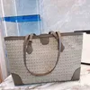Вечерние сумки Классическая сумка для мумии с буквенным принтом Женская большая вместительная сумка-тоут Дизайнерские сумки Письма на плече Леди Кошелек для покупок