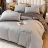 Conjuntos de cama Bordado de cor sólida Conjunto de roupas de cama Solid Cor Solid Luxury Bedding Polyester Duvet Capa Kingsuper King Size Size Conjunto 4pcs 220924