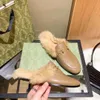 Famose pantofole di marca autunno e inverno pelo di coniglio scarpe muller internet scarpe pigre rosse scarpe basse calde carine e dolci all'aperto a casa35-42