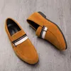 Män klassiska skor loafers fast färg faux mocka Enkelt vävt bälte i ett stycke Fashion Business Casual Wedding Party Daily 8119