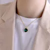 Nicht verblassende geometrische Raute mit grünem Kristall-Anhänger, kurze Halskette aus Edelstahl, Modeschmuck für Damen, einfache Halskette