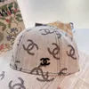 23SS 2Color Luxurys Desengerers Carta de béisbol Capa de béisbol Cabas Manempty Bordado al aire libre Sport Sun Hats Fashion Design Hat bordado Ajustable