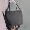 Bolsas de noite Bolsas femininas de luxo Bolsas de grife Negócios de colarinho branco Sacola casual de viagem com fita Bolsa de nylon com zíper em movimento transversal