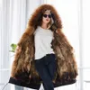 Dames s fur faux maomaokong winter vrouw natuurlijke overjas plus size zwarte parka's wasbeer echt voering grotende warme jas jassen lang 220926