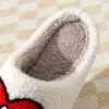 Slippers yvvcvv Bad Bunny Love Fluffy Women Warm مغلق لطيف القطنية القطنية ناعمة الشتاء أحذية داخلية 220926