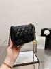 2022 Borse da sera Borse a tracolla WOC Luxury Brand Fashion Small Square Classic Lingge Designer in pelle da donna Little Golden Ball Chain Handbags