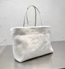 Umhängetaschen Totes Winter Plüsch Frauen Einkaufen Mode Handtasche Geldbörse Frottee Stoff Brief Große Kapazität Paket Tasche Hochwertige Geldbörsen