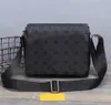 Messenger çanta monogramları omuz torbaları evrak çantaları erkek tote çanta cüzdanları lüks tasarımcılar crossbody cüzdan kadınlar çanta presbyopic