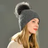 BeanieSkull Caps Wide Brim Chapéus Bucket Chapéus Chapéu de Inverno Cashmere Malha Beanie Grande Pele Real Pom Top Beanie Meninas de Alta Qualidade Wome3093333