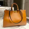 Sac à bandoulière de luxe léger de grande capacité, portefeuille en cuir de styliste pratique pour femmes, sacs à main classiques de marque célèbre 220202