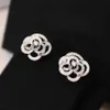 Wzór Hollow kolczyki z diamentem kamelia lśniąca S925 srebro moda luksusowa platynowa biżuteria marki 2022 miłość