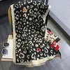Sciarpe Designer Brand Sciarpa invernale Donna Scialle in cashmere caldo Avvolge Spessa coperta di Pashmina Stampa leopardata Bufanda Foulard femminile