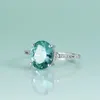 Anillos de racimo Gem's Beauty 3CT Oval Lab Green Spinel Compromiso Plata de ley 925 Joyería fina clásica para mujeres Regalo romántico