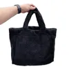 Terry Tote Bag Sacos de compras de triângulo de metal esmaltado Bolsas de compras Terrycloth bolsas de compras de luxo estilista feminino Bolsas de impressão feminina