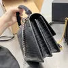 Designerskie kobiety Sunset Chain Crocodile Messenger Bag France marka luksusowa skórzana skórzana metal y logo crossbody torebka lady gussets boczna klapa torebki na ramię