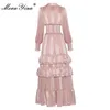 Abiti casual MoaaYina Fashion Designer Autunno Pink Stripe Lungo scollo a V da donna Manicotto a lanterna Elastico in vita Volant Elegante vacanza 220923