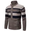 Męskie swetry jesienne zimowe kardigan męskie kurtki płaszcze mody w paski dzianiny szczupły płaszcz męski odzież 220927