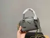 2022 New Triangle Logo Bag Bag Women Camera Handbags Chain Counter Counter Bag Top الجودة الجلدية 7 ألوان حقيبة يد صغيرة لطيفة