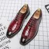 Elegant Oxford Men schoenen Solid Color Crocodile Patroon PU Square Toe Business Casual Wedding Nightclub Party Daily AD261