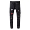 Jeans pour hommes Style hommes en détresse détruit Badge pantalon côtelé patchs bleu Skinny Biker Slim pantalon taille Streetwear1