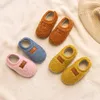 Pantoufles d'hiver mignonnes pour enfants, chaussures confortables pour bébés, chaussures chaudes en coton, pour garçons et filles, maison intérieure, semelle souple, peluche antidérapante, 220924