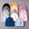 Beanieskull Caps Wide Brim Hats Bucket Hats Solid Color Winter Winter Hats women Men Fluffy Long Hair Cashmere編みビーニー暖かいウール秋の女性ビーニーキャップ220927