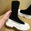 Nuevas botas largas para mujeres Botas de diseñador de lujo Botas Fashion Tisos de plataforma High Platform Failting Alphabet Jelly Flaty Non-Slip Roned Toe Rubber cuero 35-41