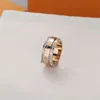 Designer de luxe Bague Unisexe Marque De Mode Pour Hommes Femmes Diamant Amour Anneaux Bijoux Cadeaux Accessoires À La Mode