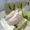 Sapatos respiráveis ​​Top Luxury Design Mulher Mulher Primavera Novo Sapatos Casuais Moda Trendência Esportes Esportes de Couro