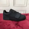 Buty platformowe trampki aksamitne czarne skórzane trampki moda gumowa odblaskowa wysokość wewnętrzna wysoka dna Sport Buty sportowe MKJIIP00002